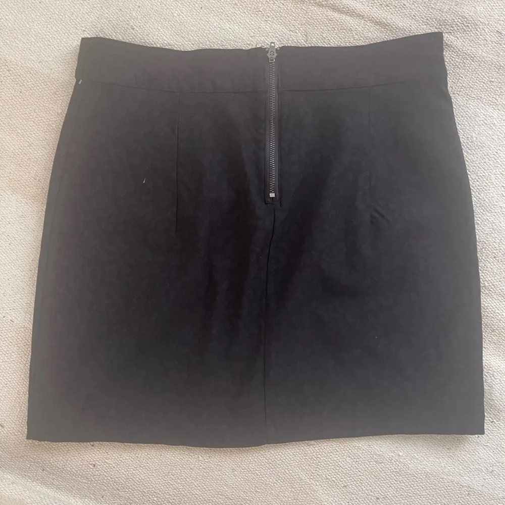 Garage mini skirt
